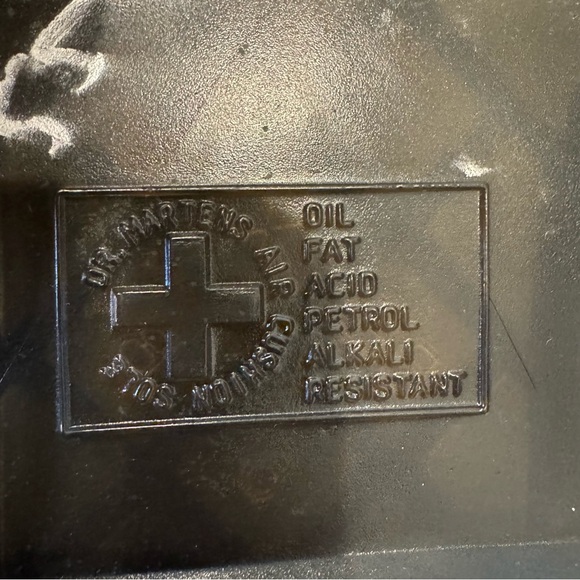 DR. MARTENS ADRIAN QUAD LEATHER PLATFORM TASSLE LOAFERS Size 7 NWT - Picture 8 of 10